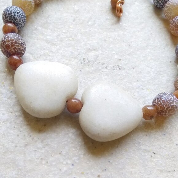 SWEETHEART!!! Unique Stone Heart Bracelet! Cream & Brown Agate + Jasper Beads - Picture 4 of 8